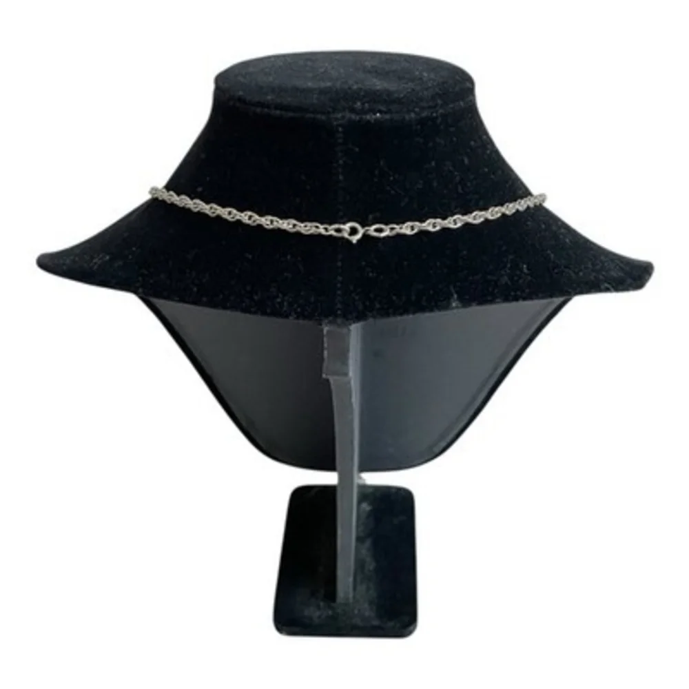 Unbranded silver tone